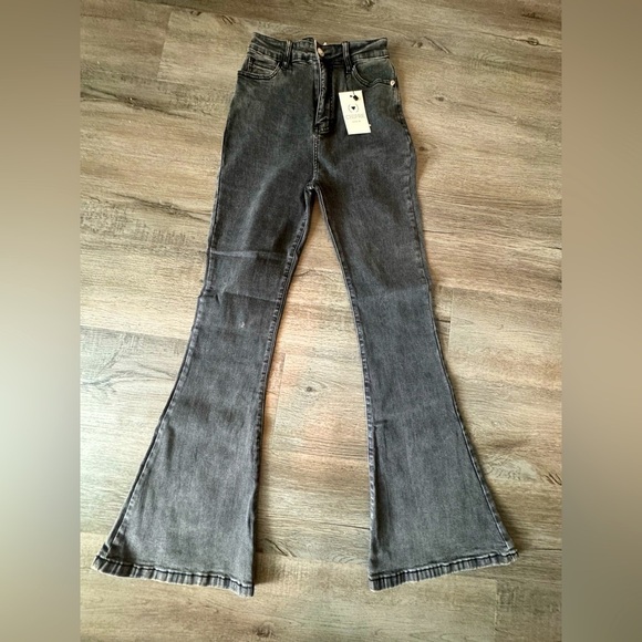 Denim - Chipre Denim Wide Flare leg jeans Heart Button size 26